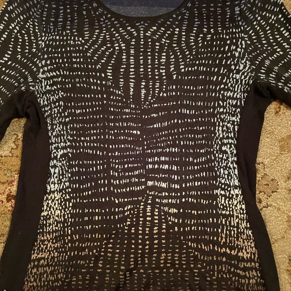 Lightweight knit top by Nic + Zoe - Picture 2 of 3